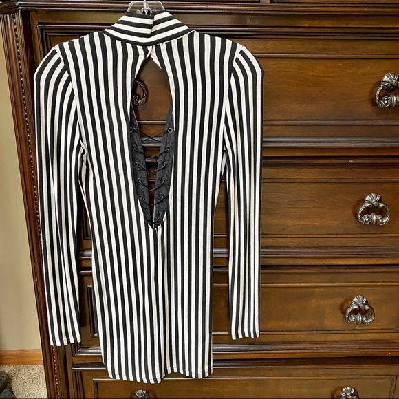 Guess Striped Lace Up Tunic | XS - Picture 4 of 5